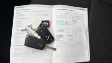 Toyota Yaris 1.5 Hybrid Design 5dr CVT Hybrid Hatchback